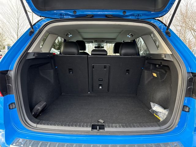 Certified 2023 Volkswagen Taos SEL image 26