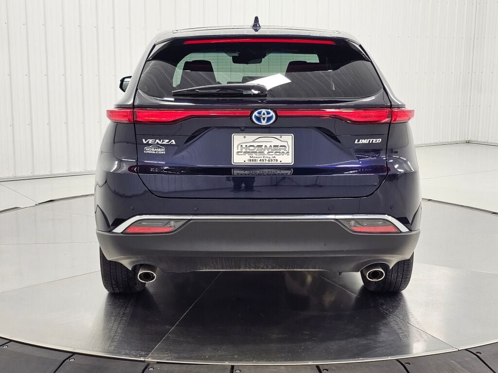 Used 2024 Toyota Venza Limited AWD/4WD image 4