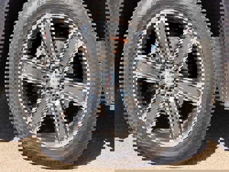 Used 2019 GMC Acadia Denali AWD/4WD image 34