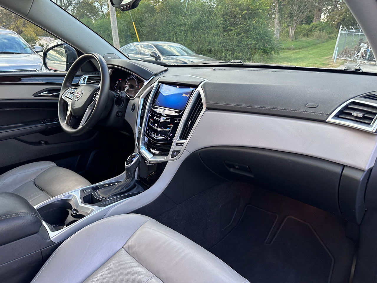 Used 2013 Cadillac SRX Performance w/ Driver Awareness Package image 32