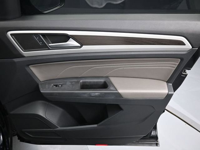 Used 2022 Volkswagen Atlas SE w/ Panoramic Sunroof Package image 37