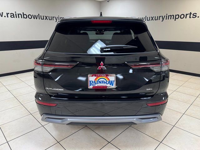 New 2026 Mitsubishi Outlander SEL FWD image 5