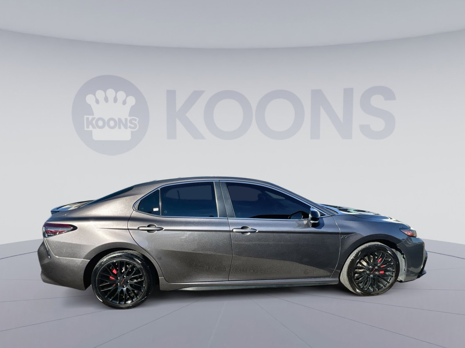 Used 2023 Toyota Camry SE w/ Convenience Package image 8