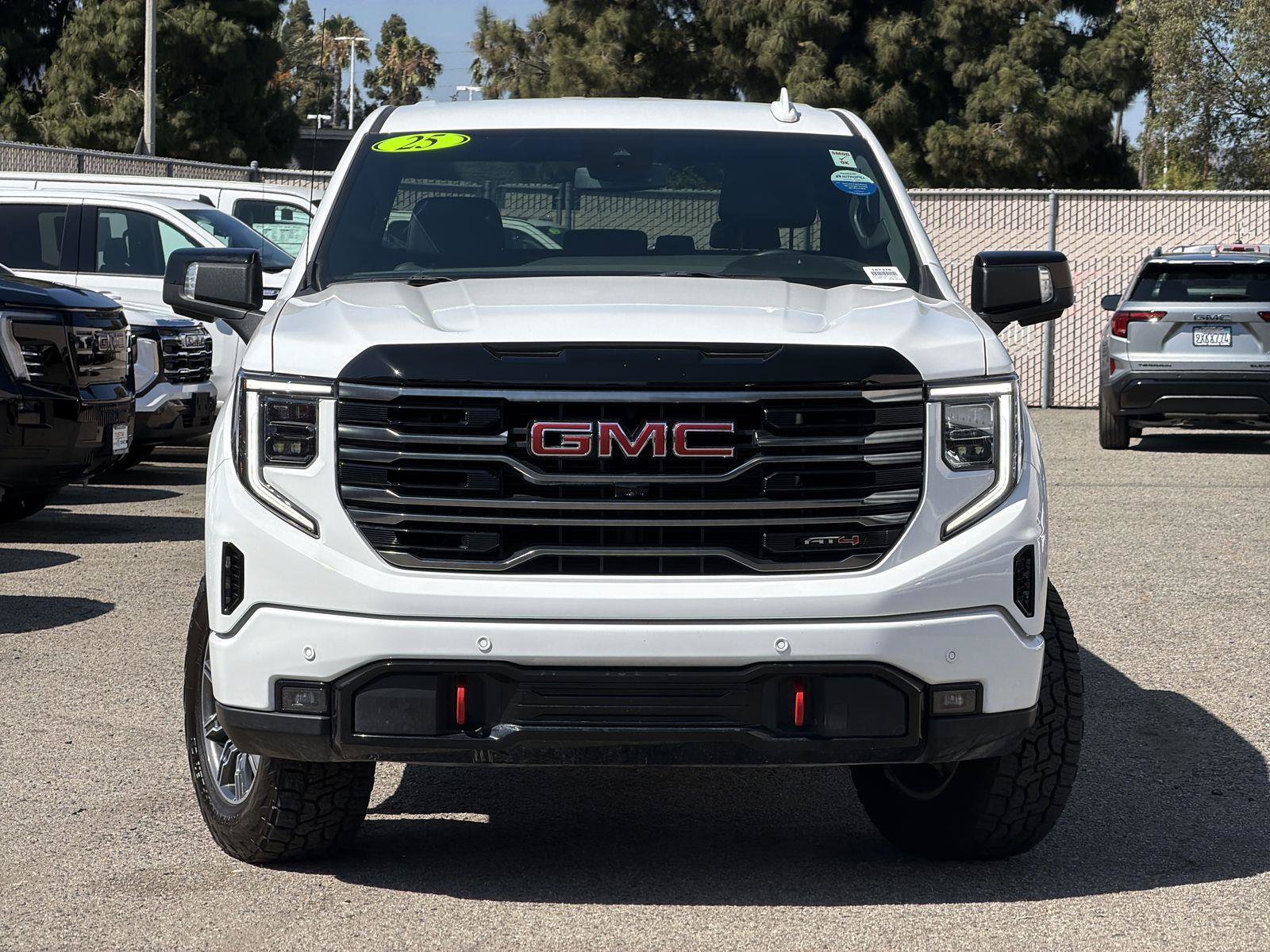 Used 2025 GMC Sierra 1500 AT4 AWD/4WD image 2