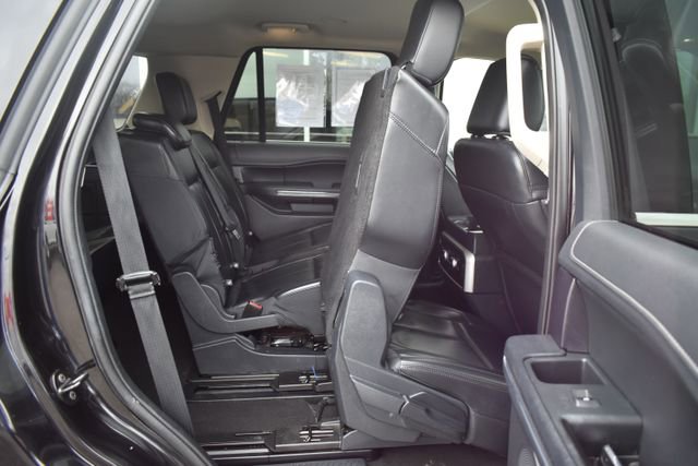 Used 2024 Ford Expedition XLT image 48