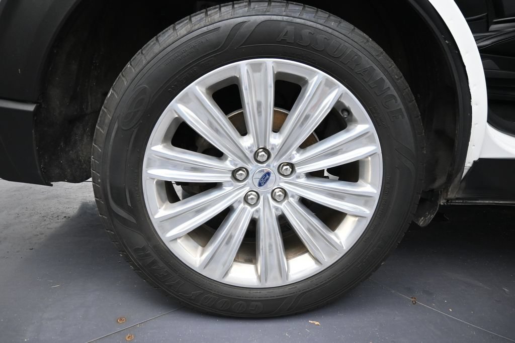 Used 2020 Ford Explorer Limited AWD/4WD image 36
