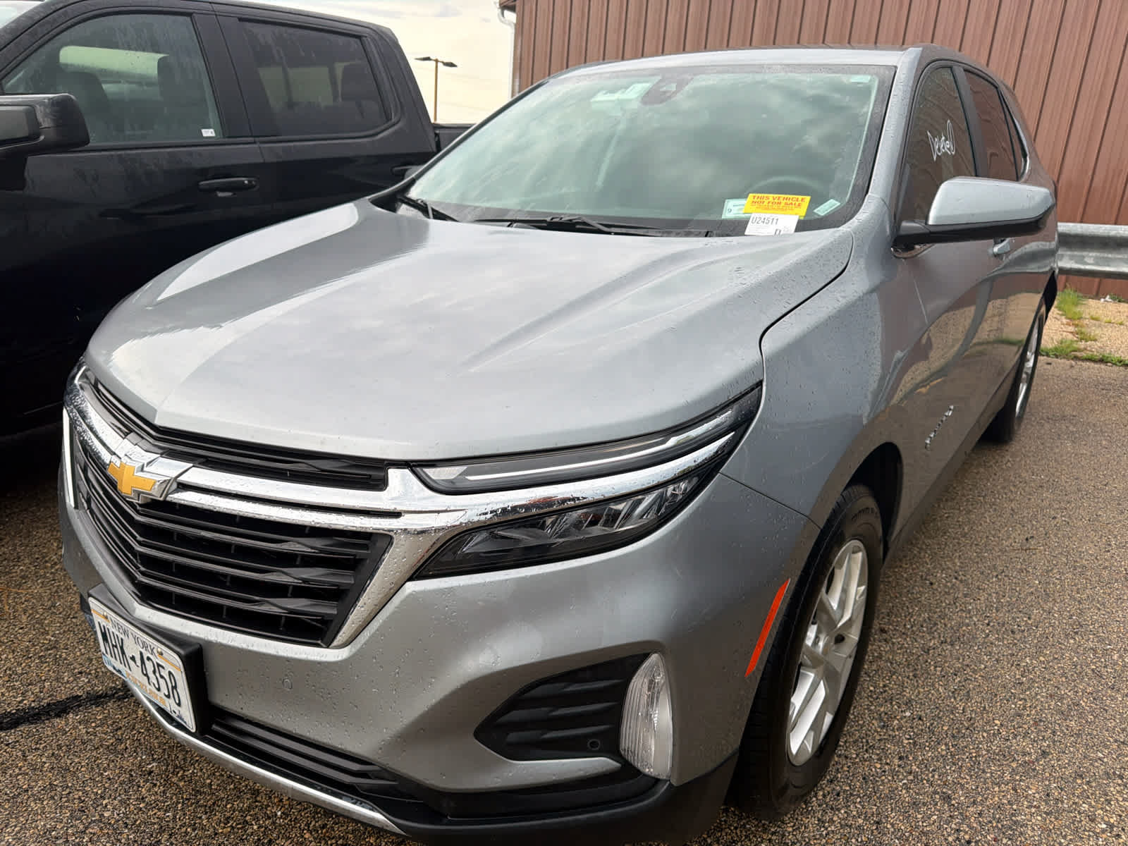 Used 2024 Chevrolet Equinox LT AWD/4WD image 1