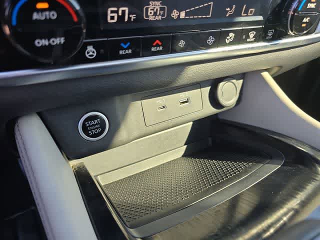 Used 2022 Nissan Rogue SL w/ SL Premium Package FWD image 34