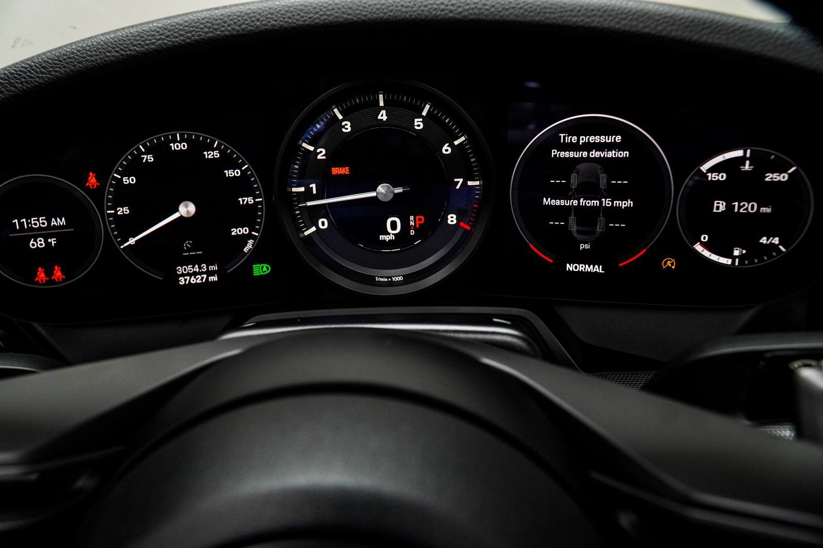 Used 2022 Porsche 911 Carrera w/ Premium Package image 44