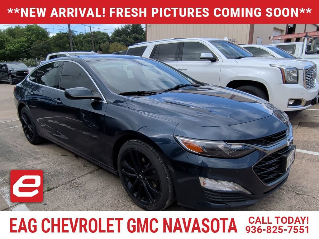 Used 2022 Chevrolet Malibu LT w/ Leather Package FWD image 1