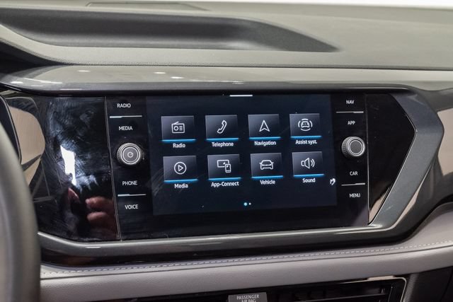 Used 2023 Volkswagen Taos SEL AWD/4WD image 18