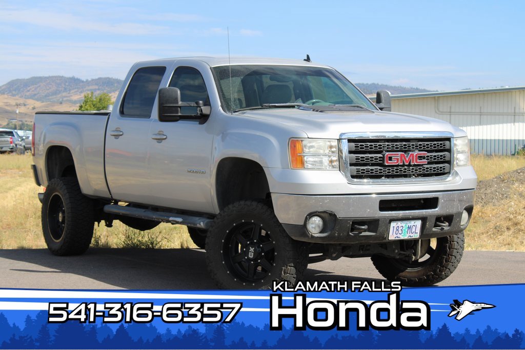 Used 2011 GMC Sierra 2500 SLT