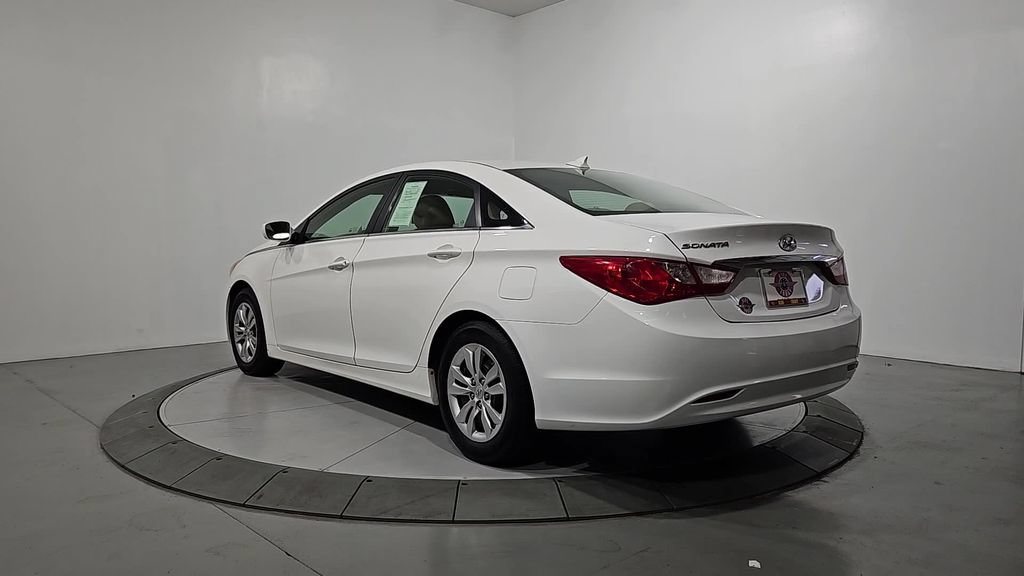 Used 2012 Hyundai Sonata GLS FWD image 3