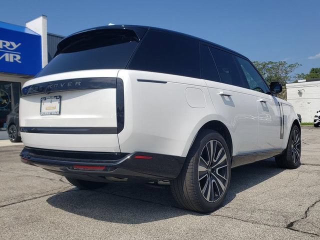 Used 2025 Land Rover Range Rover SE AWD/4WD image 8