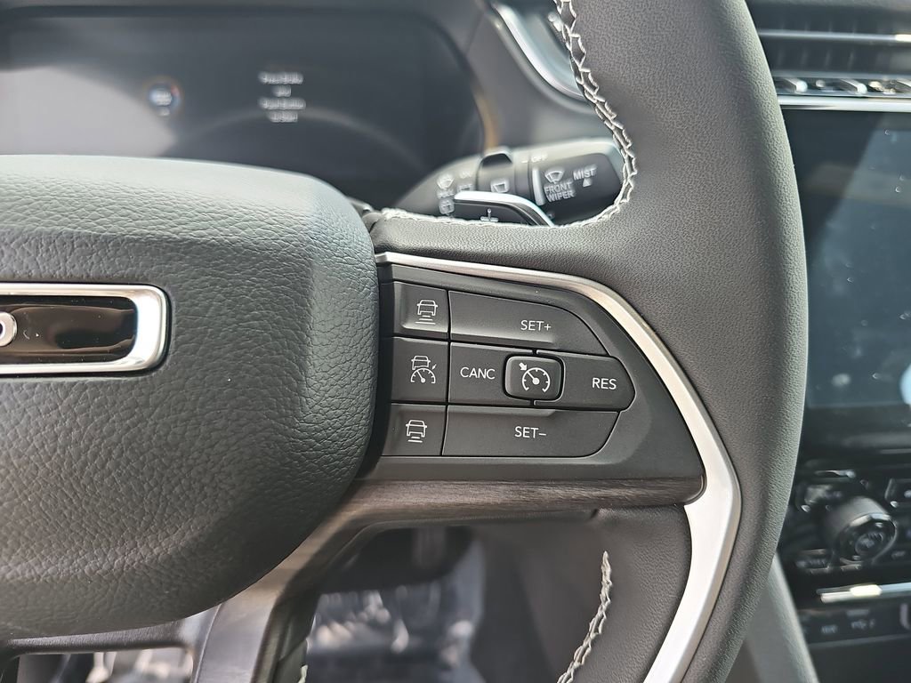 New 2025 Jeep Grand Cherokee Limited image 19