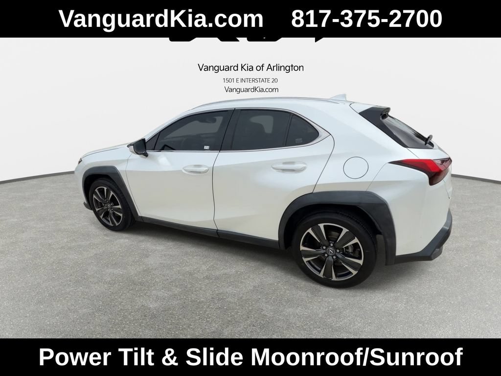Used 2019 Lexus UX 200 w/ Accessory Package 2 FWD image 7