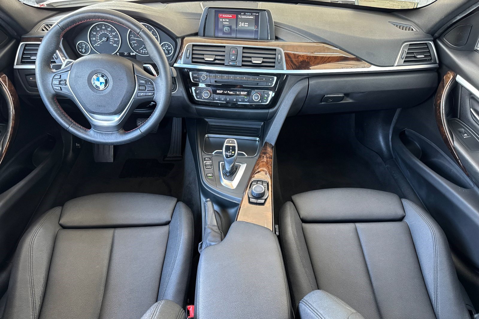 Used 2018 BMW 330i Sedan RWD image 15