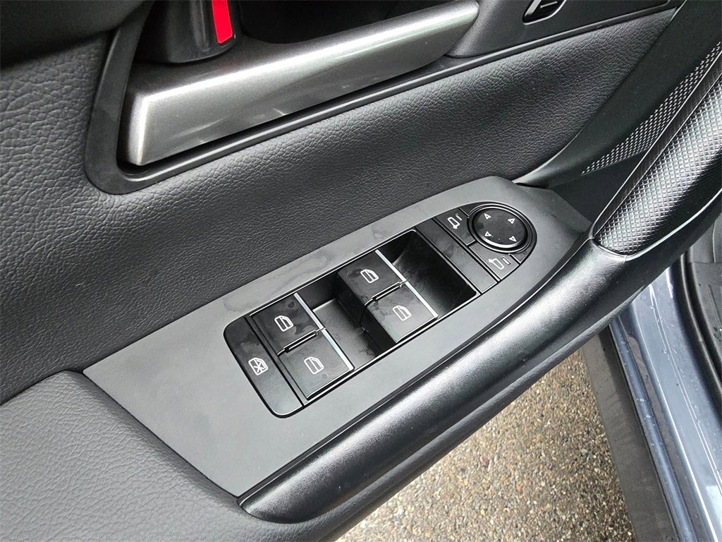 Used 2025 MAZDA CX-50 AWD 2.5 Hybrid w/ Weather Package image 25