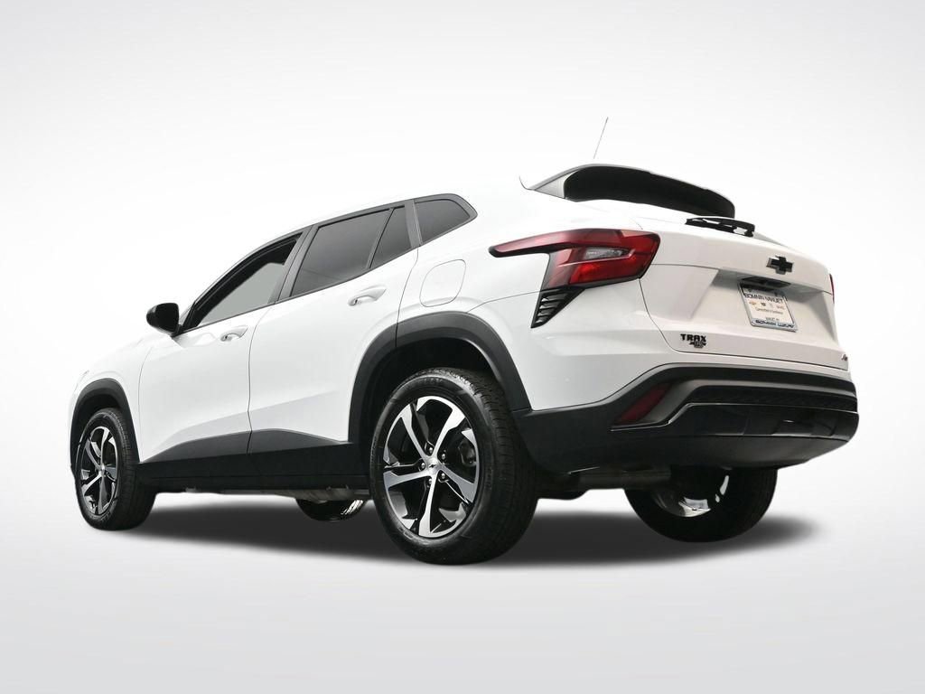 Used 2024 Chevrolet Trax RS image 26