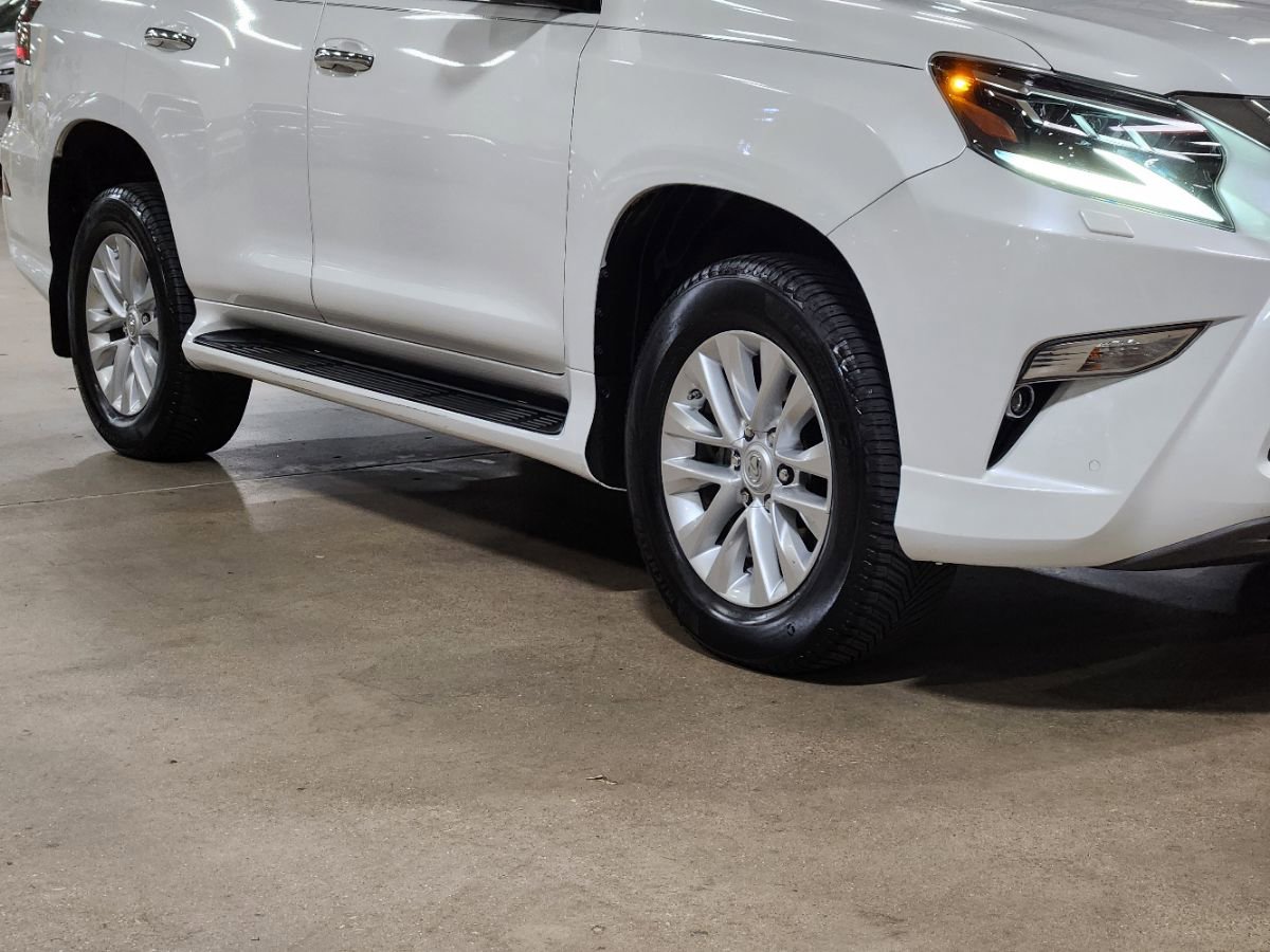 Used 2021 Lexus GX 460 Premium image 16