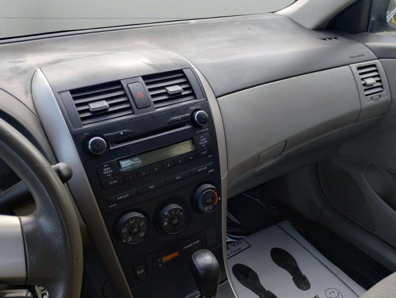 Used 2010 Toyota Corolla LE FWD image 26