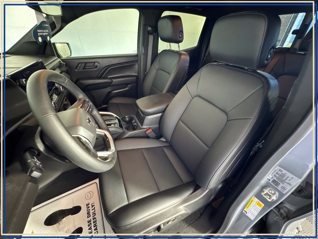 Certified 2025 Chevrolet Colorado Trail Boss AWD/4WD image 30