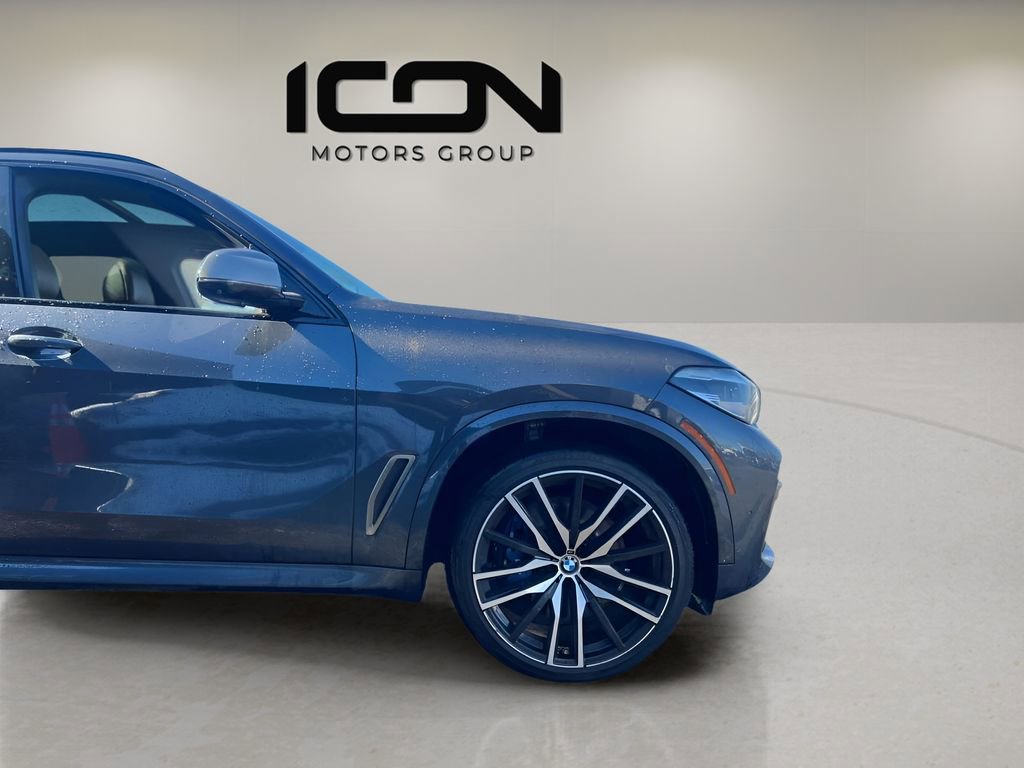 Used 2021 BMW X5 M50i w/ Premium Package image 25