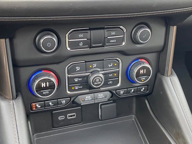 Used 2024 Chevrolet Tahoe High Country image 18