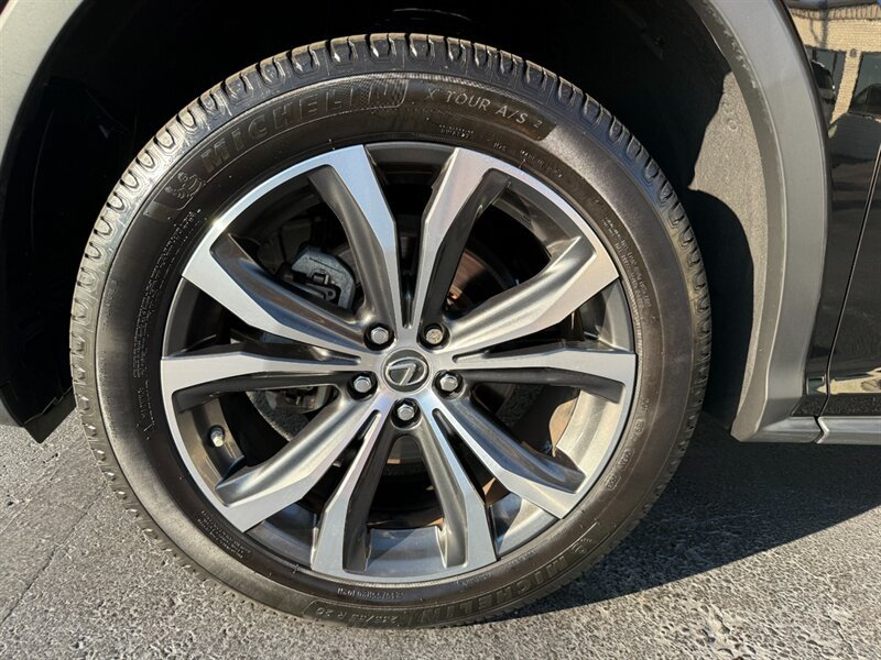 Used 2020 Lexus RX 350L FWD w/ Premium Package image 25
