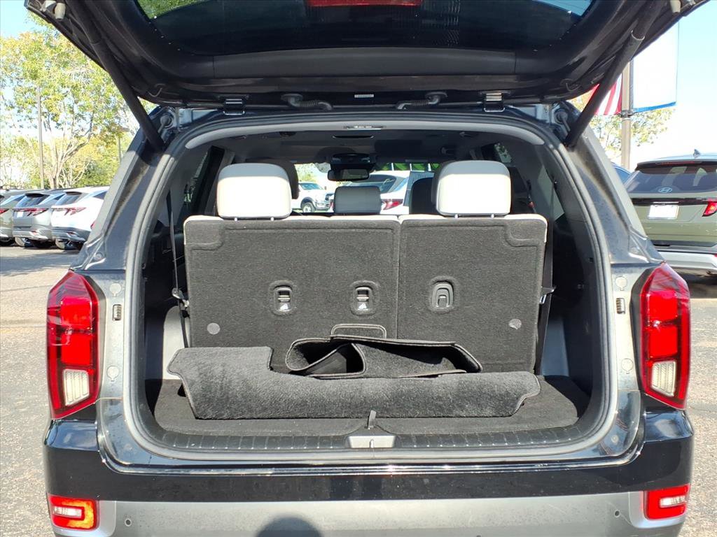 Certified 2022 Hyundai Palisade SEL w/ 8P Bench Seat Package image 10