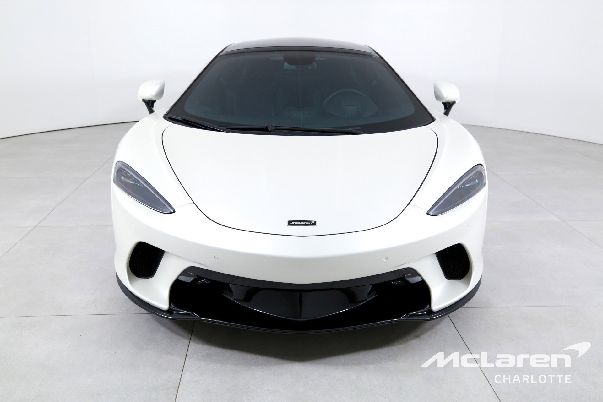 Used 2022 McLaren GT image 4