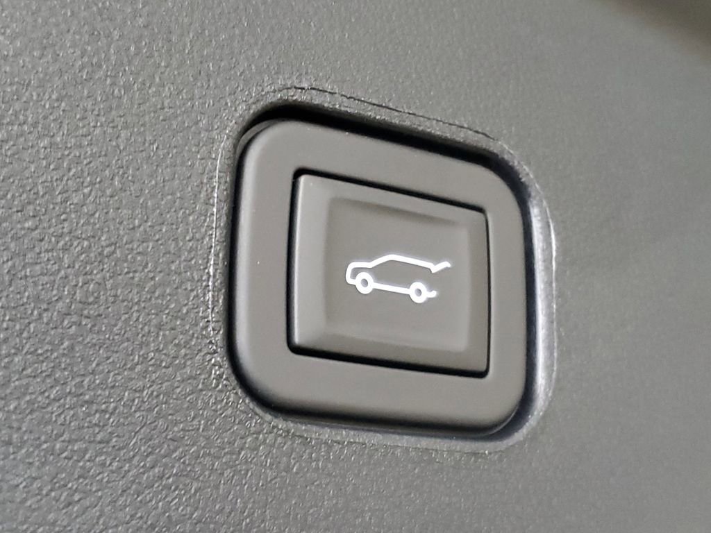 New 2026 Cadillac Lyriq Sport RWD image 8