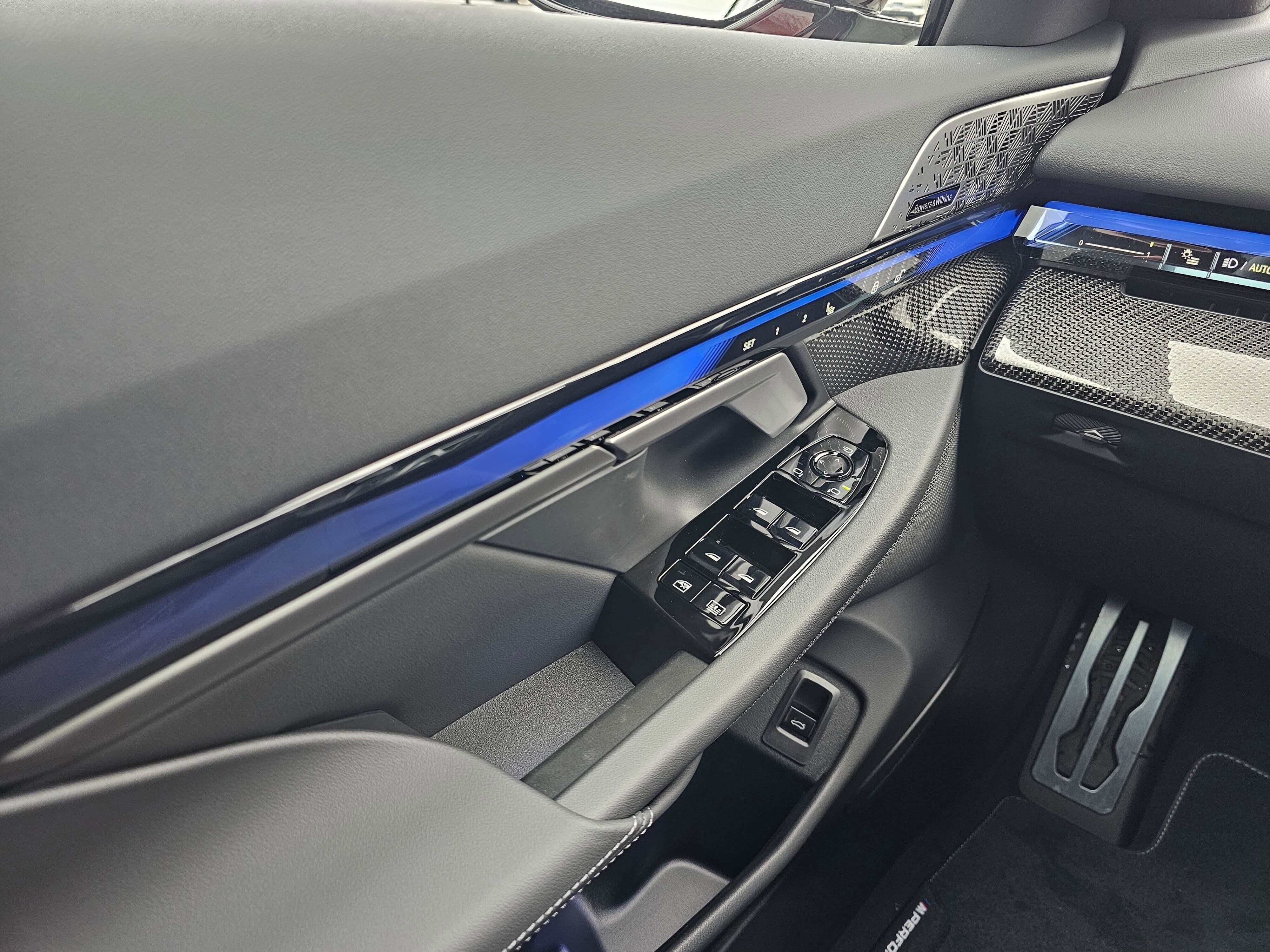 New 2026 BMW M5 w/ Carbon Package image 29