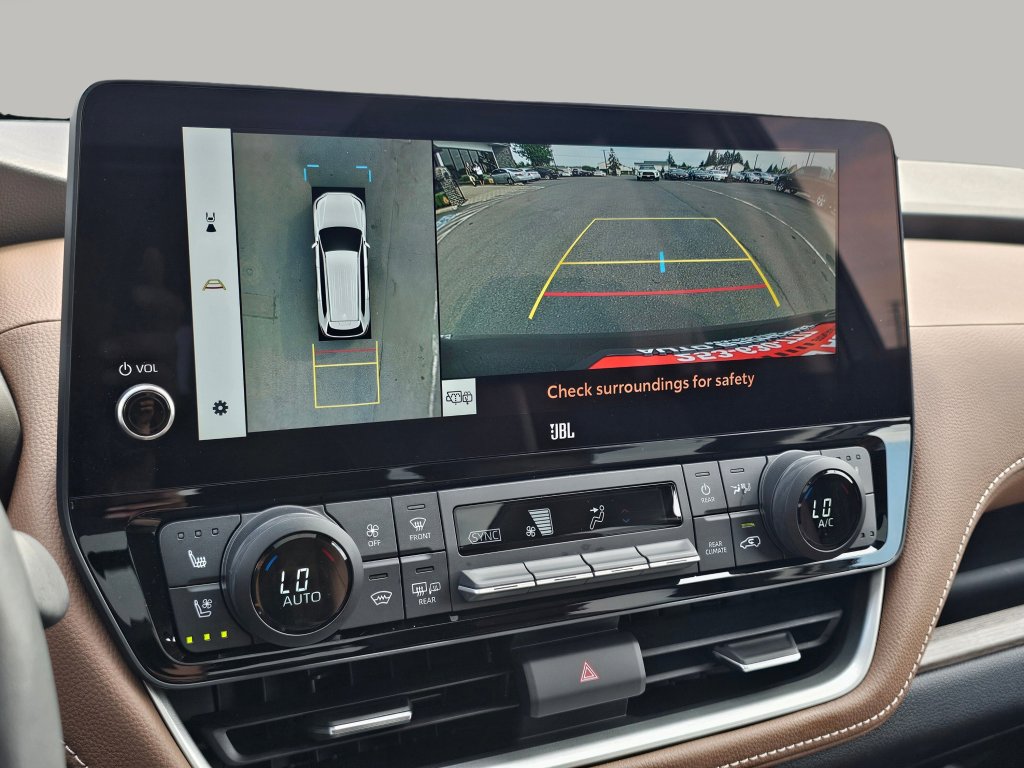 Used 2024 Toyota Grand Highlander Platinum image 9