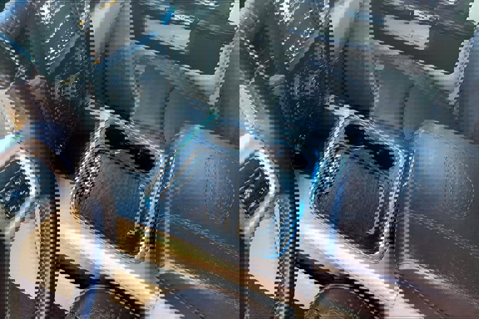 Used 2018 RAM 2500 Longhorn image 17