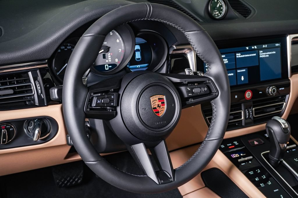 New 2026 Porsche Macan S AWD/4WD image 18