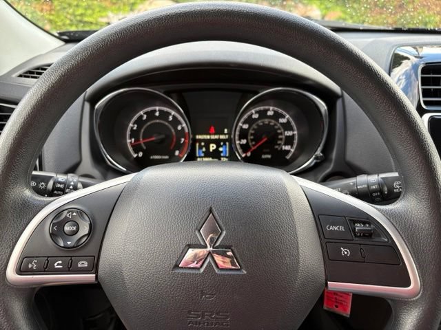 Used 2026 Mitsubishi Outlander Sport SE AWD/4WD image 19
