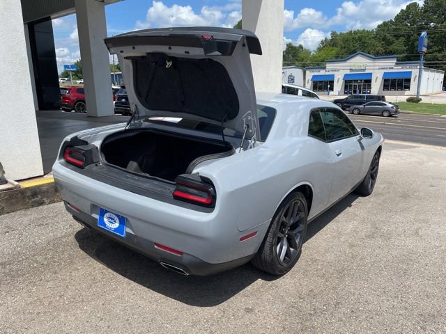 Used 2021 Dodge Challenger SXT w/ Driver Convenience Group RWD image 26