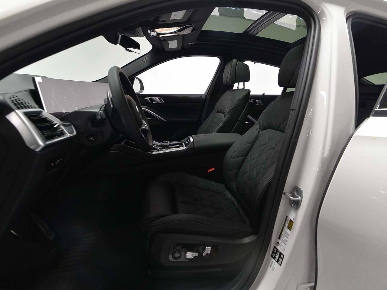 New 2027 BMW X6 xDrive40i AWD/4WD image 8
