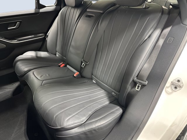 Certified 2022 Mercedes-Benz S 500 4MATIC image 31