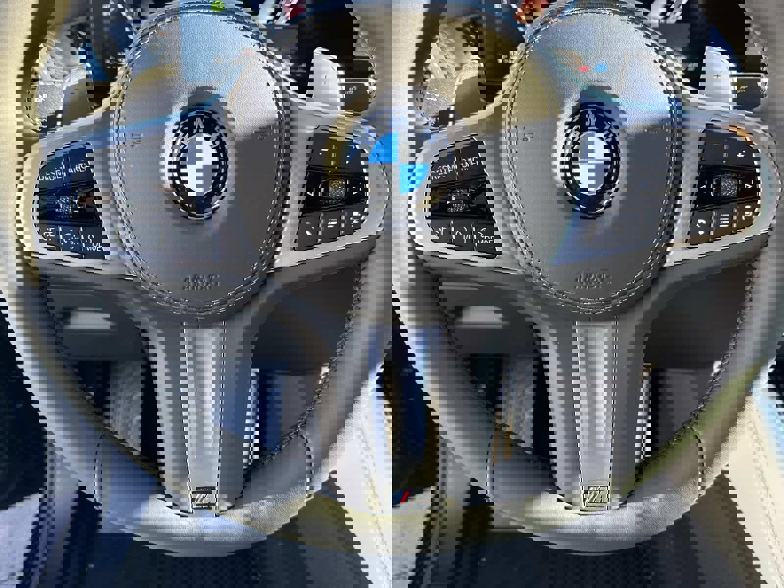 New 2026 BMW X6 xDrive40i w/ Executive Package image 18