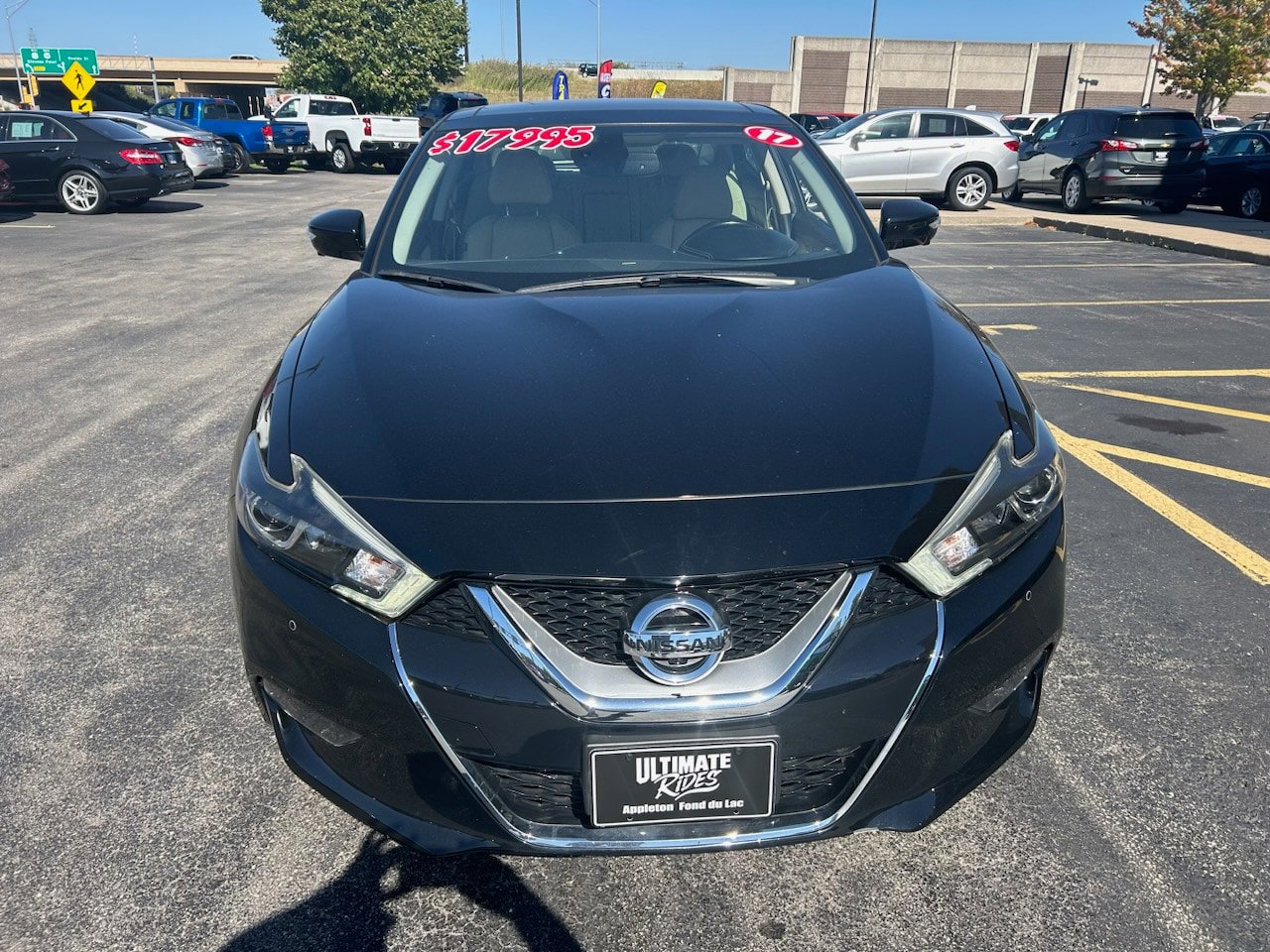 Used 2017 Nissan Maxima Platinum FWD image 2