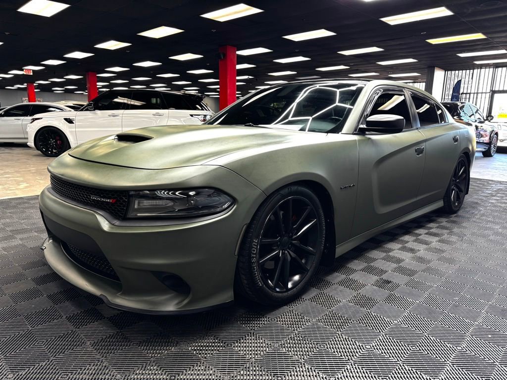Used 2020 Dodge Charger R/T w/ Plus Group RWD image 7