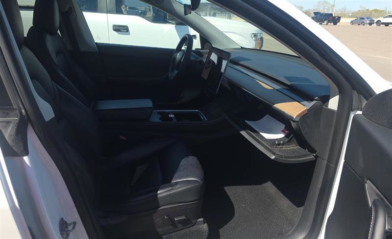 Used 2022 Tesla Model Y Performance image 6