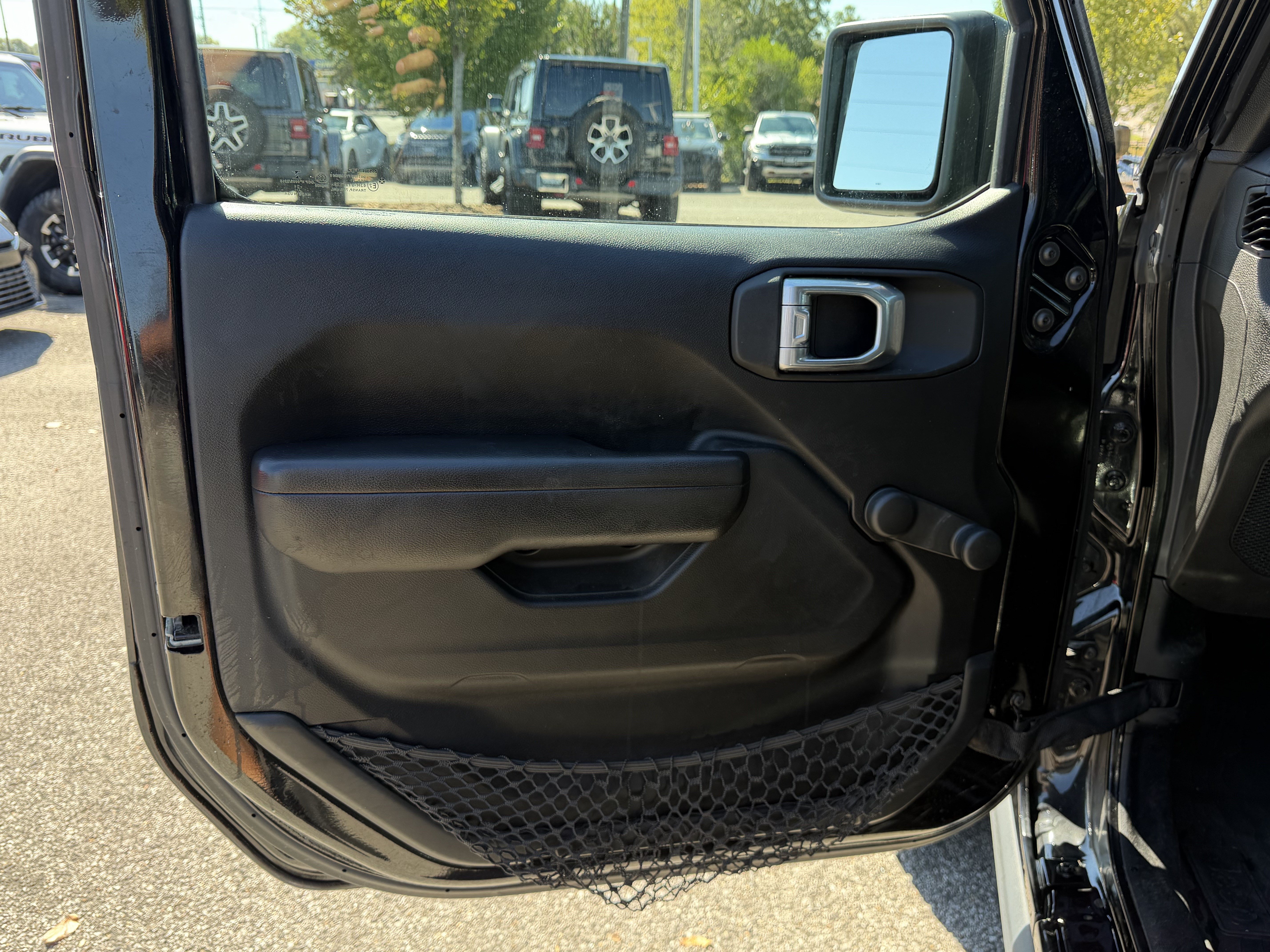 Used 2021 Jeep Wrangler Unlimited Sport AWD/4WD image 14
