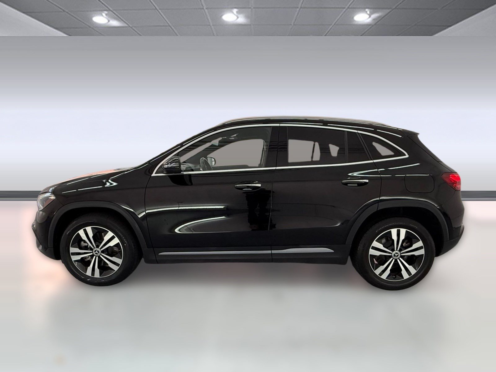 Used 2024 Mercedes-Benz GLA 250 image 2