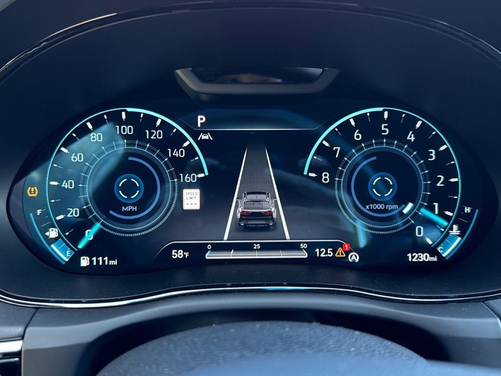 Used 2025 Genesis GV70 3.5T Sport w/ Sport Prestige Package image 9