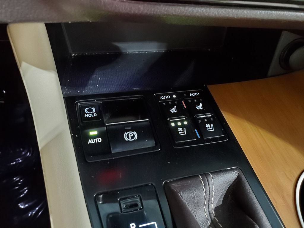 Used 2017 Lexus RX 350 FWD w/ Premium Package image 34