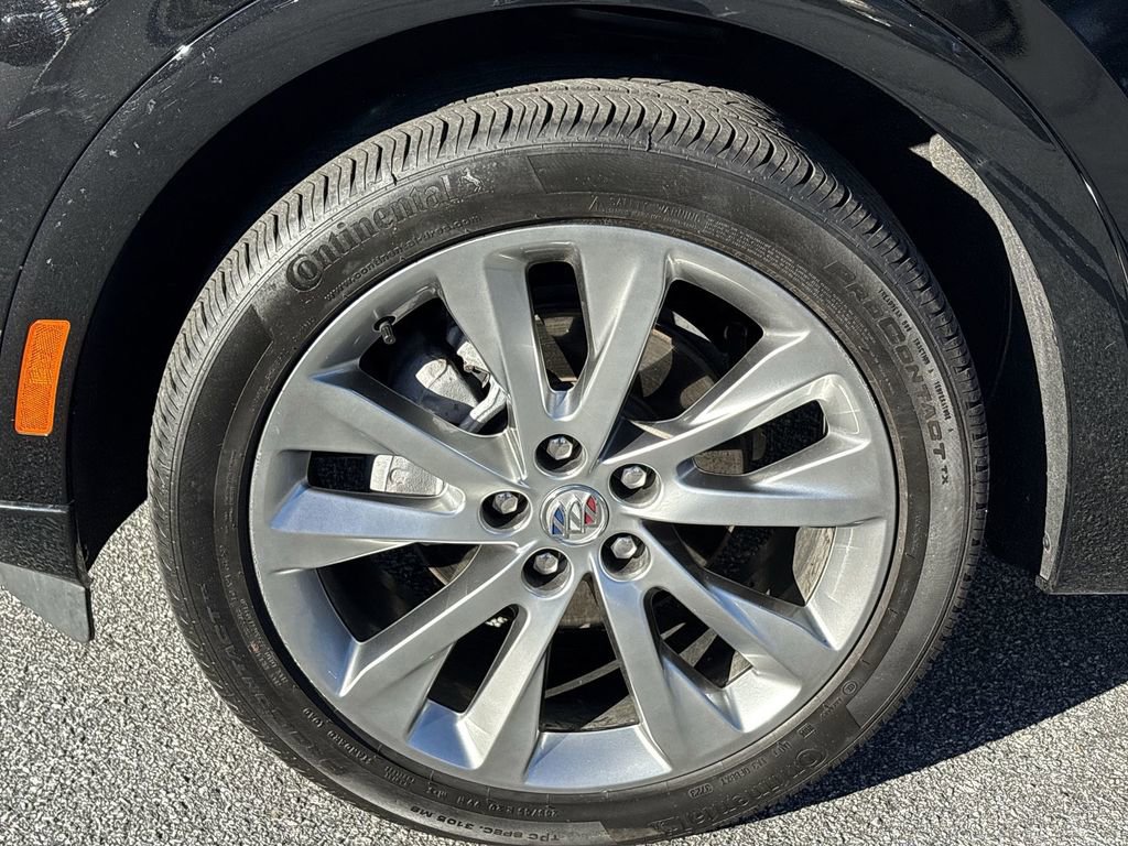 Certified 2023 Buick Envision Avenir image 37