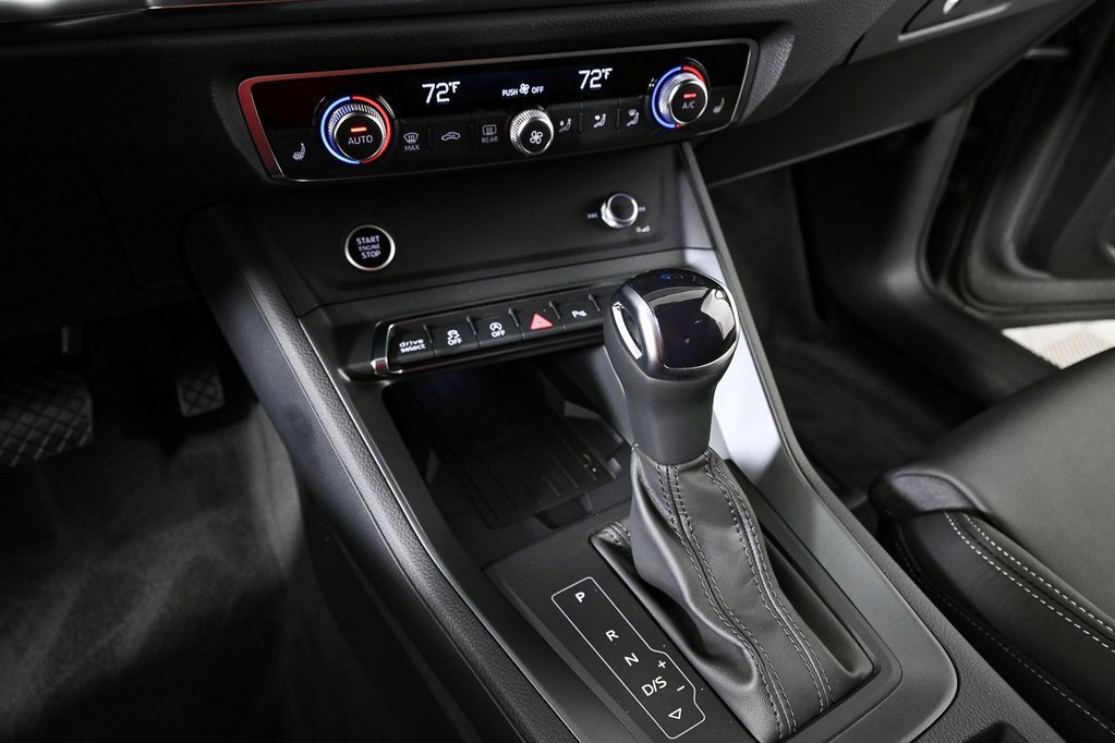 New 2025 Audi Q3 2.0T Premium image 16